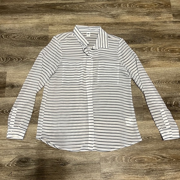 Old Navy Striped sheer long sleeve button up blouse, sz: M - Picture 1 of 6